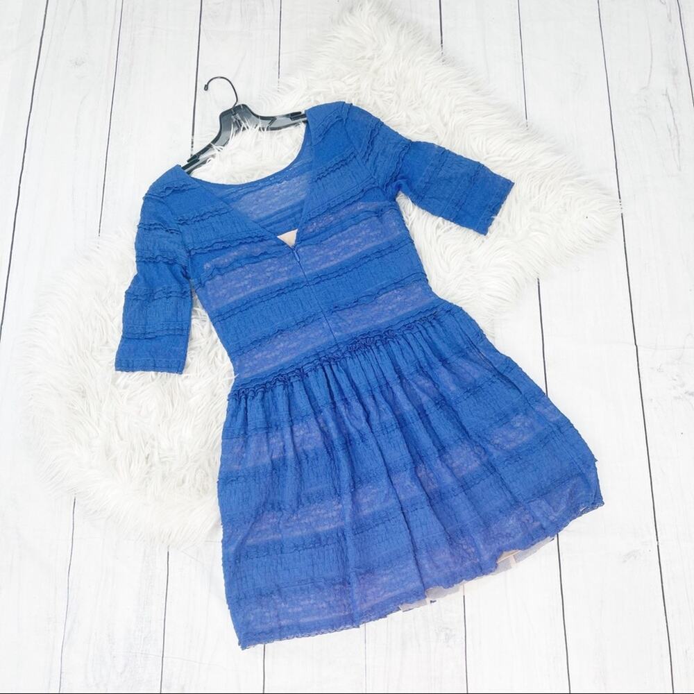 BCBGMaxAzria Women's Blue Loue Ruffle‎ Trim Lace Dress Medium - Picture 4 of 5